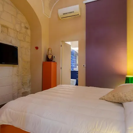 Casa Dei Conti Di * Lecce