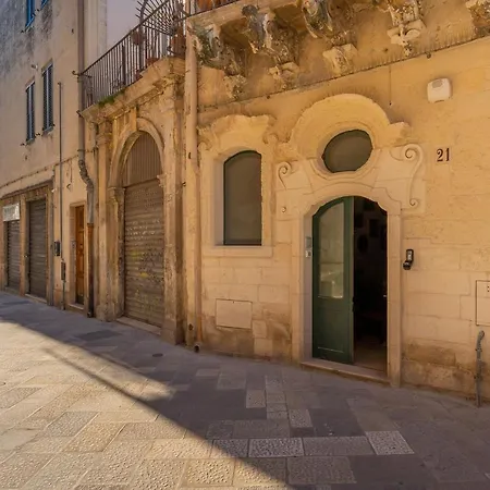 Casa Dei Conti Di Апартаменты Лечче